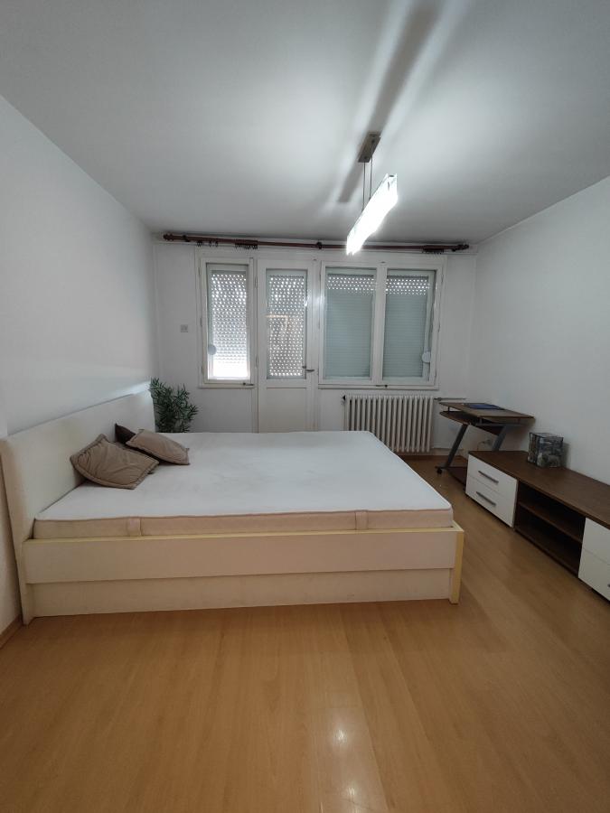 Namešten jednosoban stan kod Maksija/Tabane