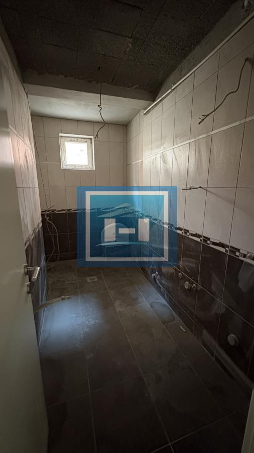 Na prodaju kuća u izgradnji – mirna lokacija, blizu centra!