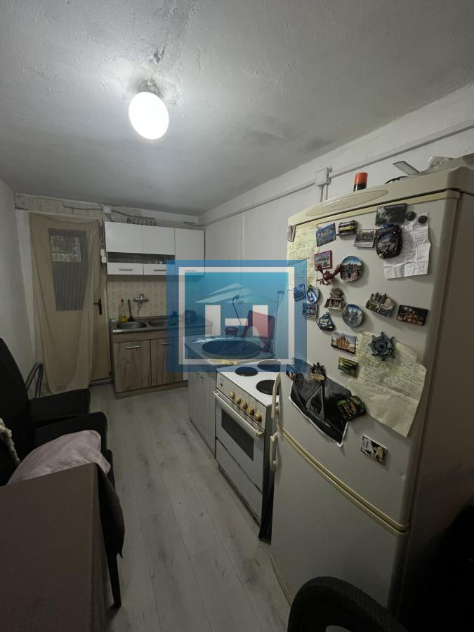 DVE SPAVAĆE SOBE NA 46 m² + GARSONJERA — STRELIŠTE, JAGODINA!