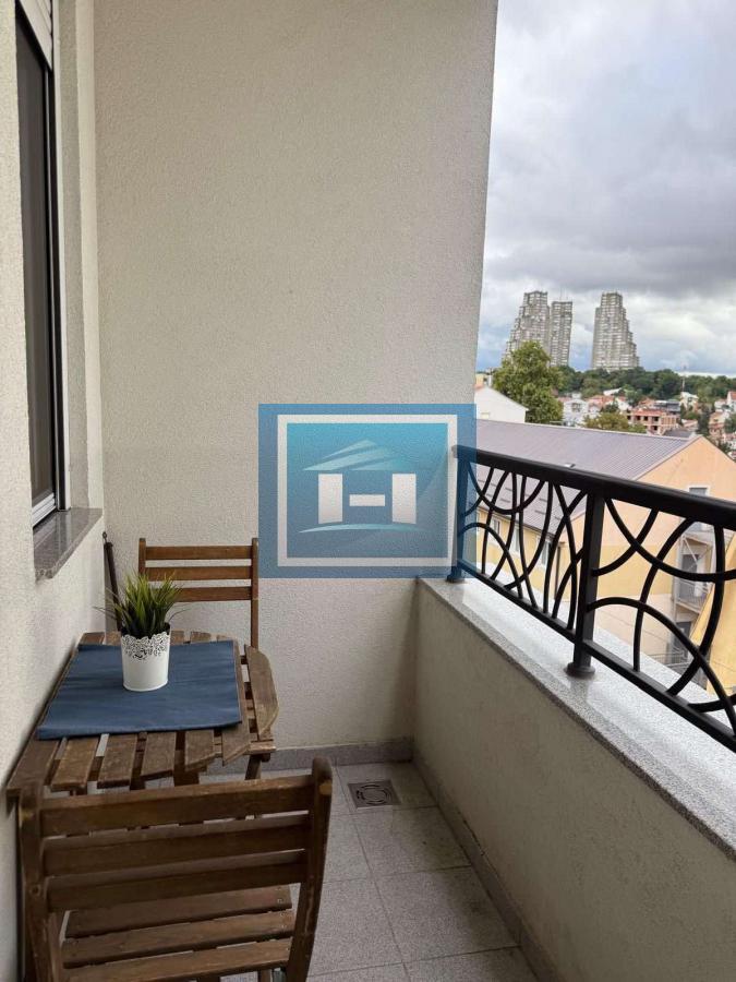 Zvezdara - Lux namešten stan 30 m² sa parkingom