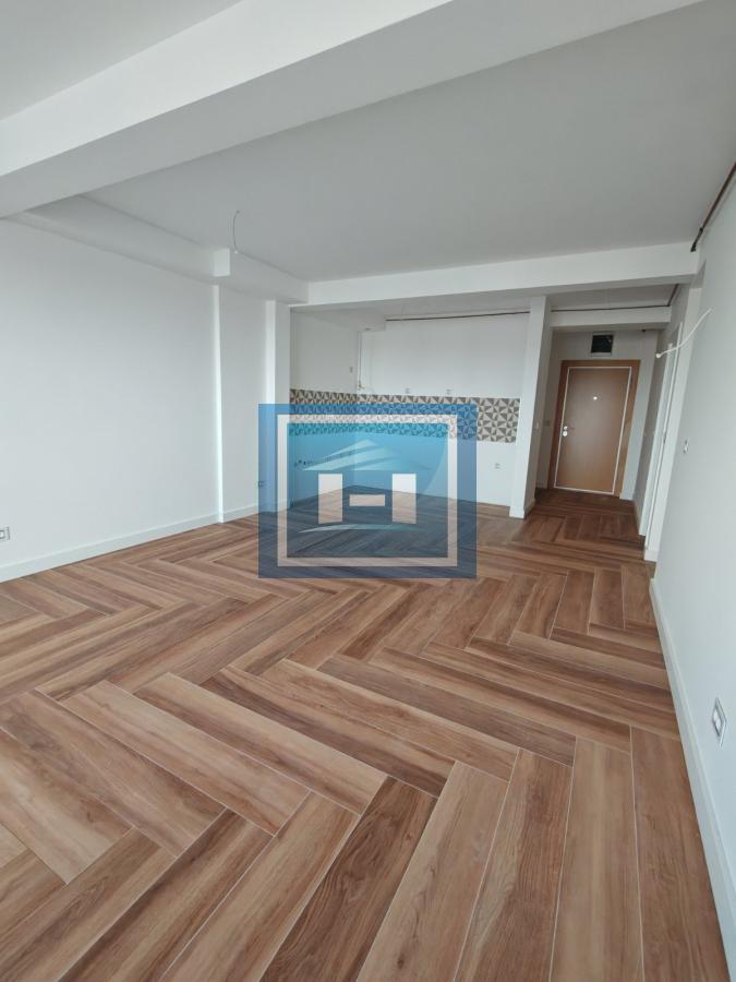 Trosoban stan u novogradnji -odmah useljiv