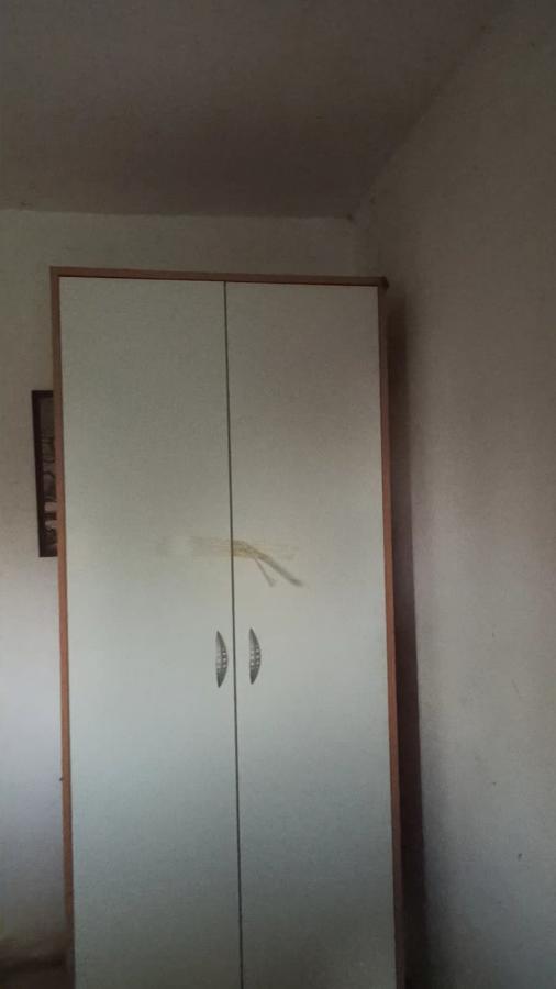 Parcela za izgradnju sa svim priključcima i uknjiženim objektom za adaptaciju u Crvenim livadama