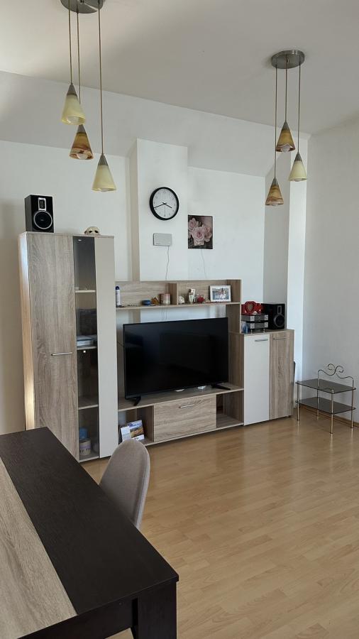 Stan u centru grada – Savršen za studente ili mlađe parove