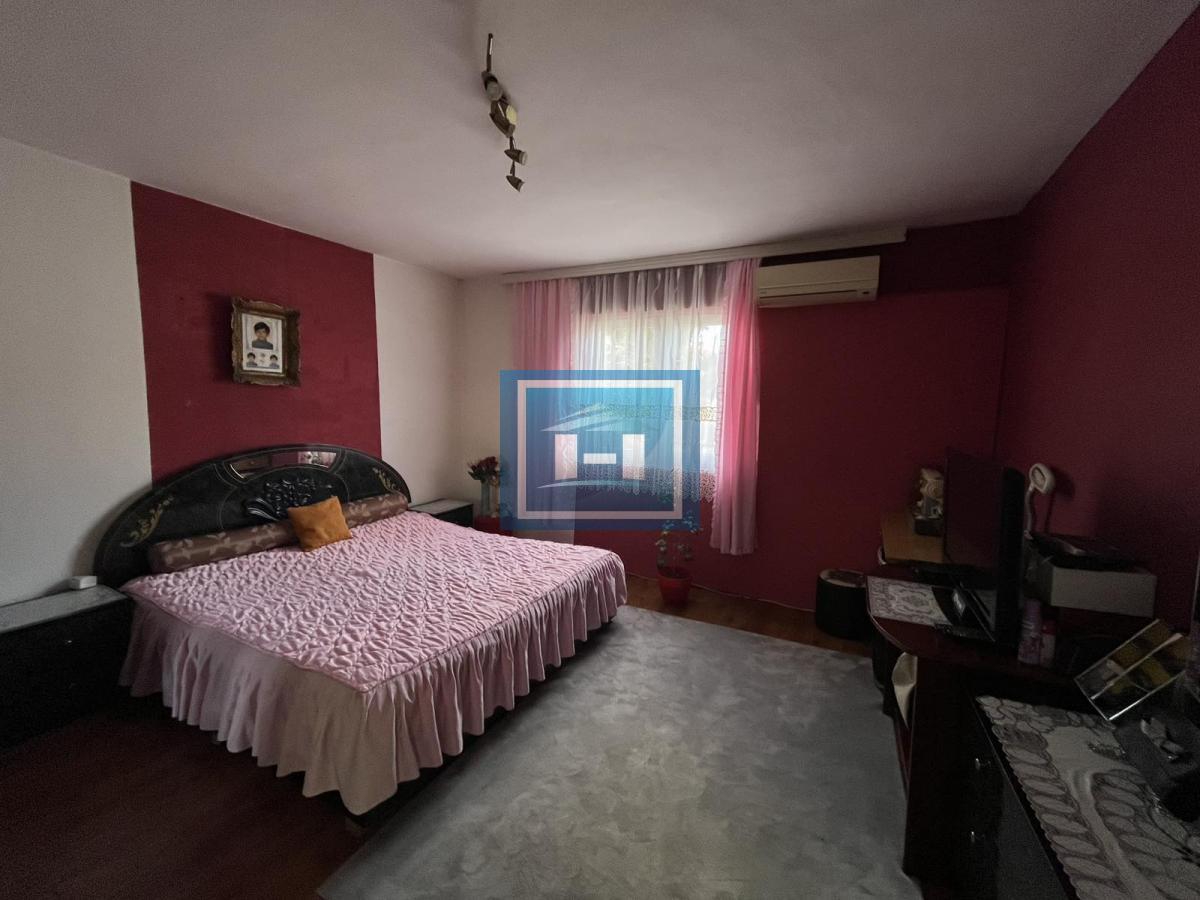 KUĆA U CENTRU ĆUPRIJE