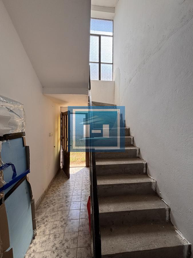 Na prodaju – Vrhunska višespratna kuća sa lokalom i velikim placem!