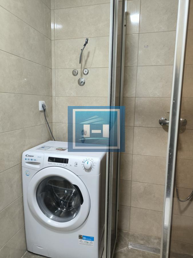 Izdaje se jednosoban stan u novogradnji – centar grada, sve novo!