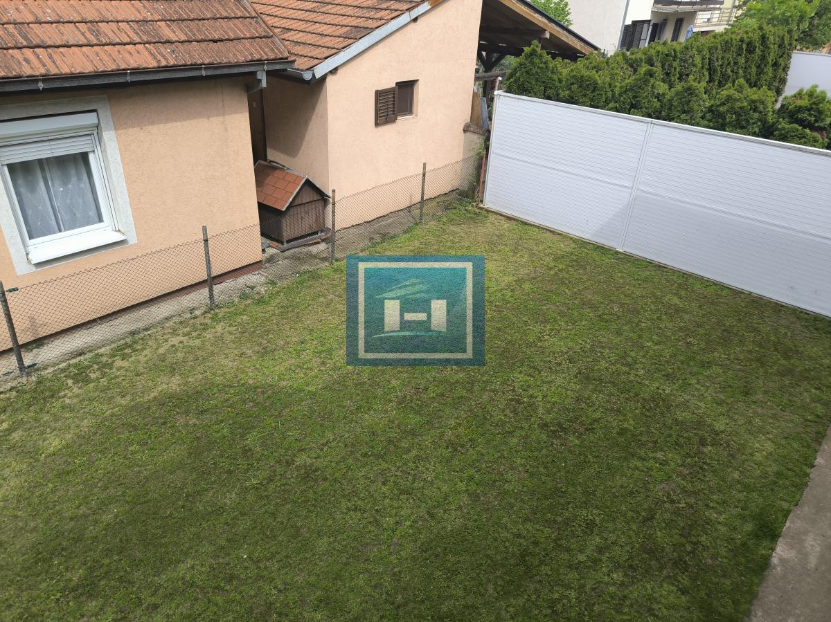 Na prodaju – Luksuzna porodična kuća