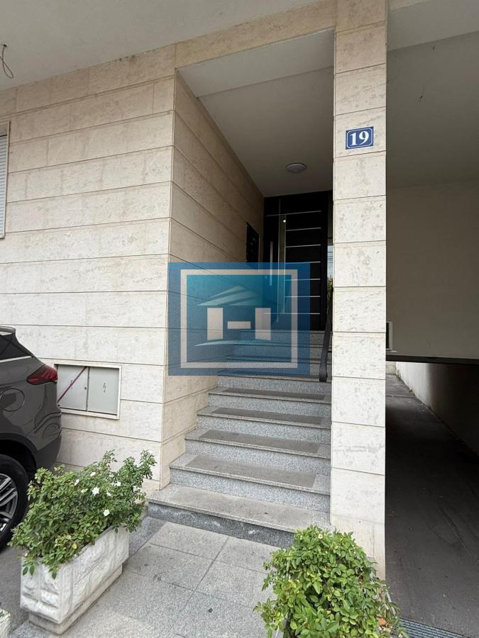 Zvezdara - Lux namešten stan 30 m² sa parkingom