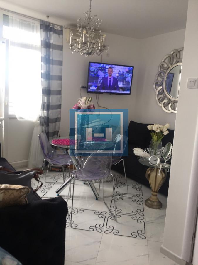 Dorćol + renoviran = $