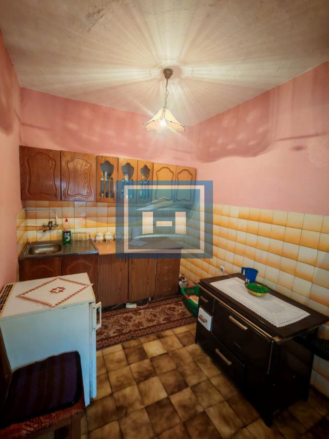 Na prodaju seosko domaćinstvo u Donjem Katunu