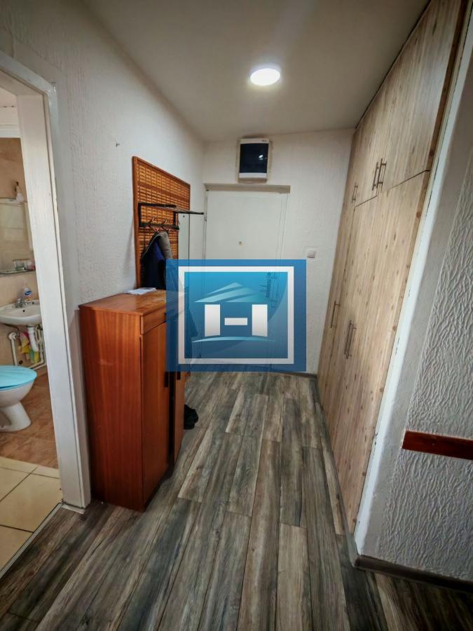 Prodaja dvoiposobnog stana