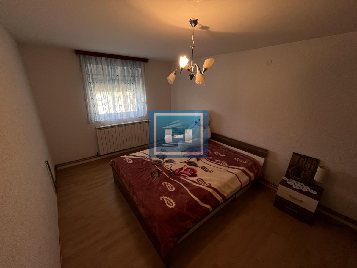 Na prodaju nova kuća 10 km od grada – legalizovana, useljiva i odmah dostupna