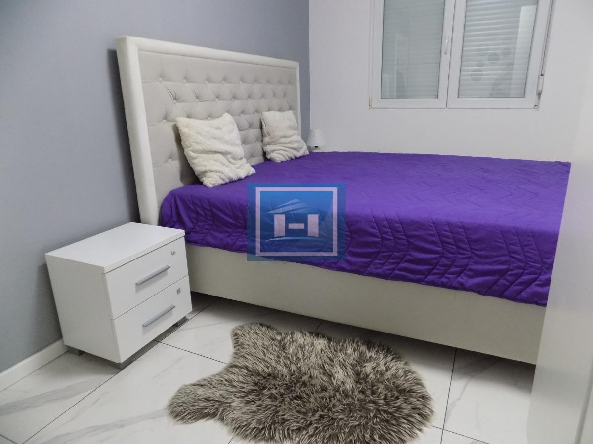 Stan u dva nivoa na idealnoj lokaciji!