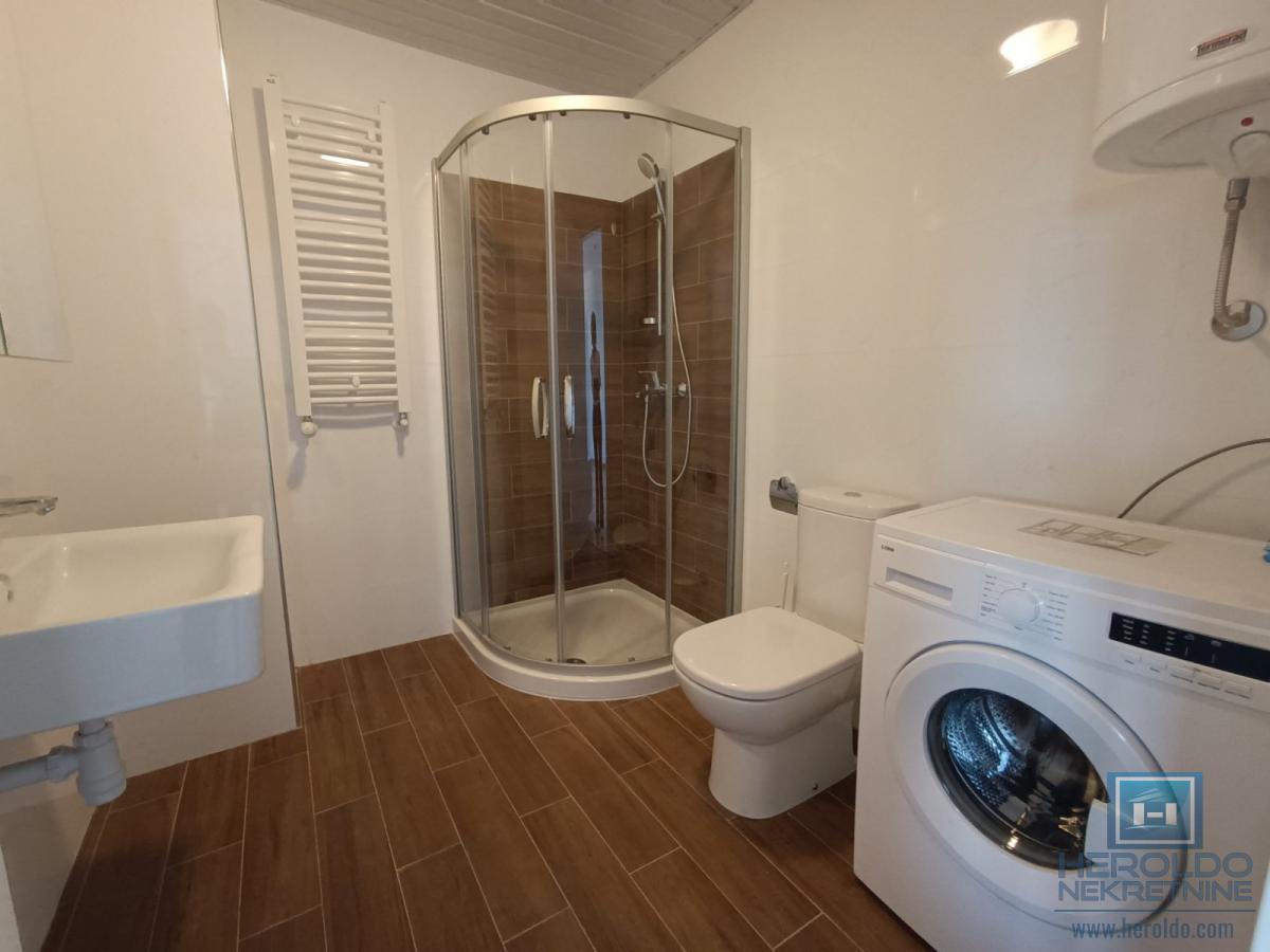 Jednosoban stan od 39m2 u Crnjanskom za izdavanje