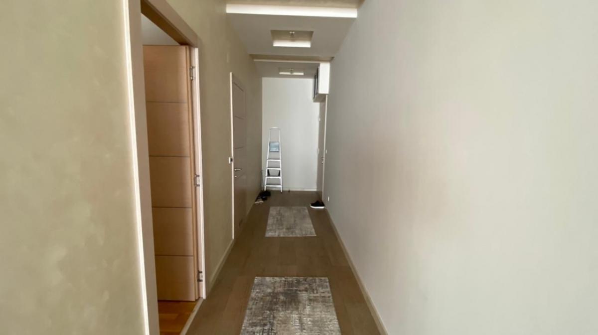 Gallery image 8