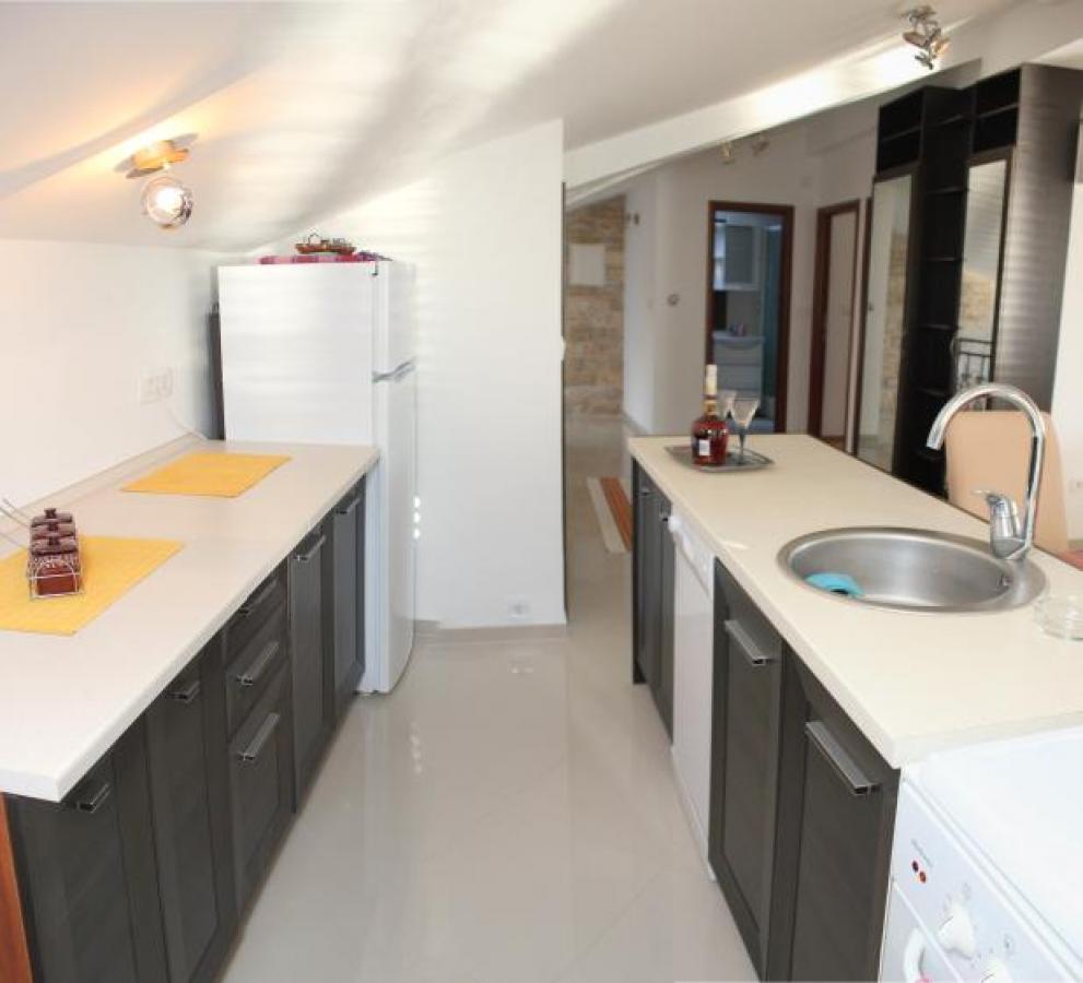 Gallery image 13