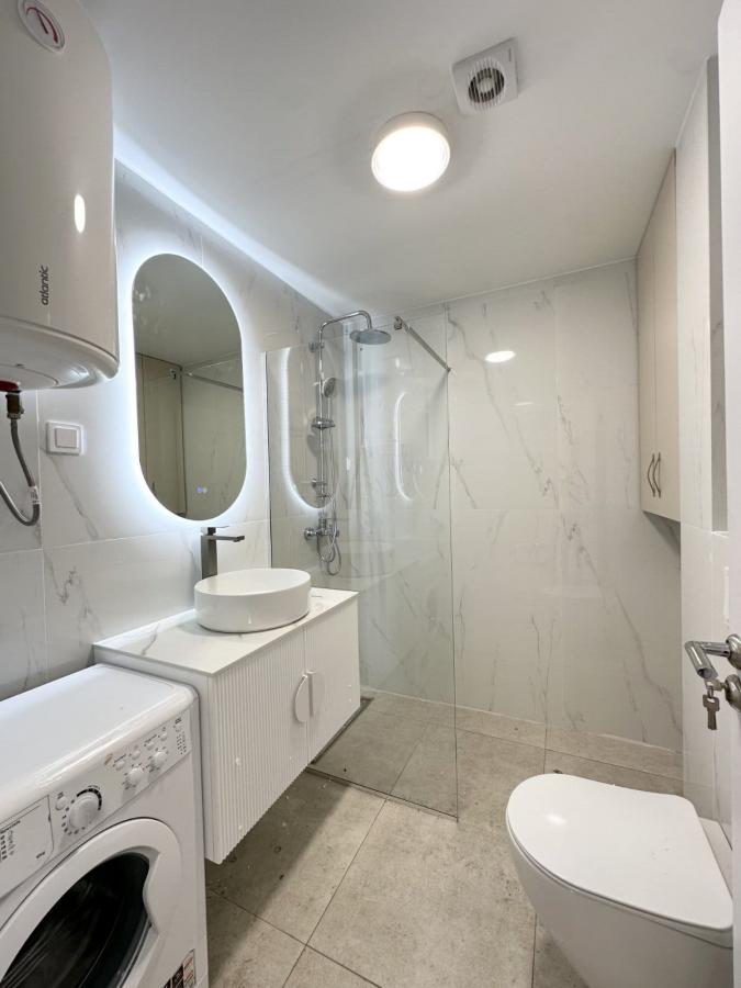 Gallery image 13