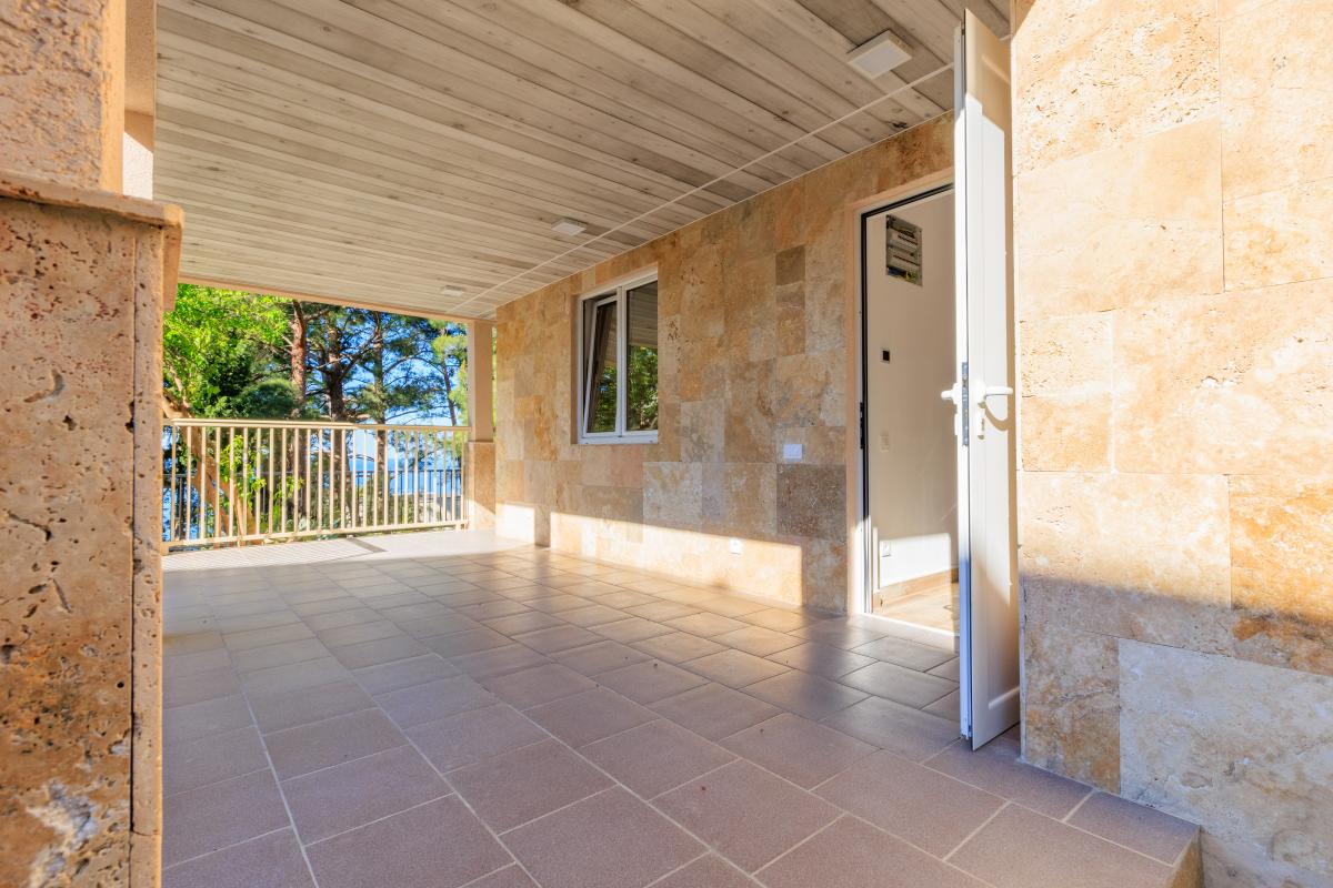 Gallery image 8