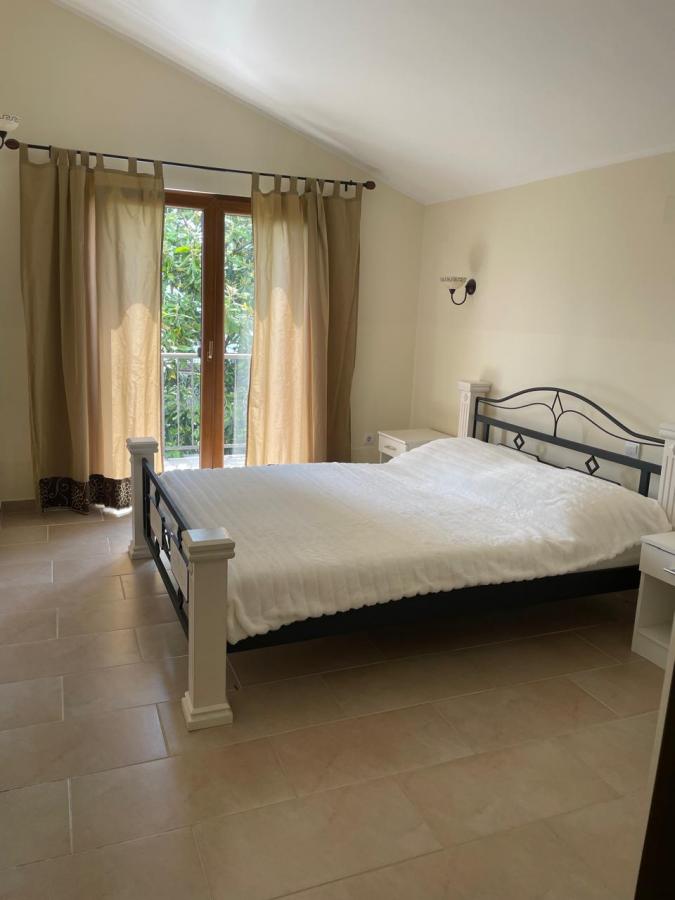 Gallery image 21
