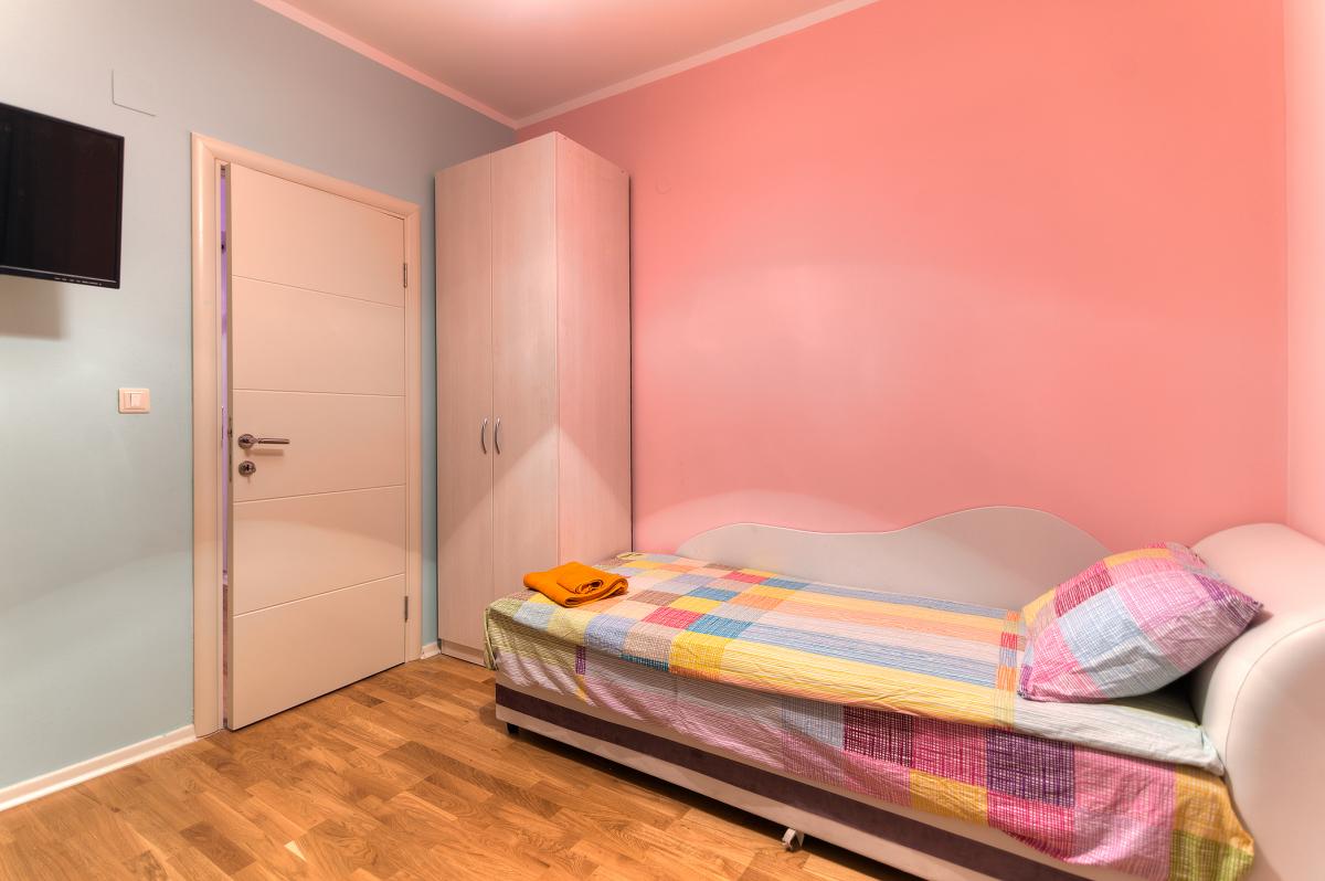 Gallery image 6