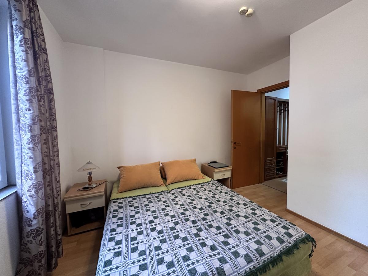 Gallery image 12