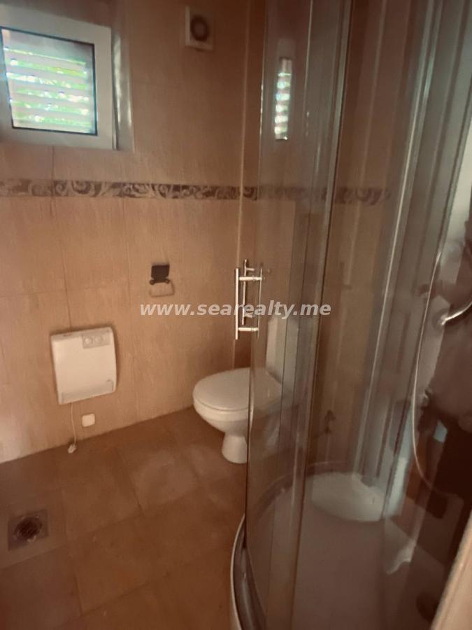 Gallery image 7