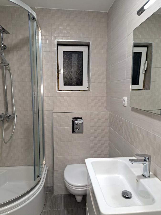 Gallery image 11