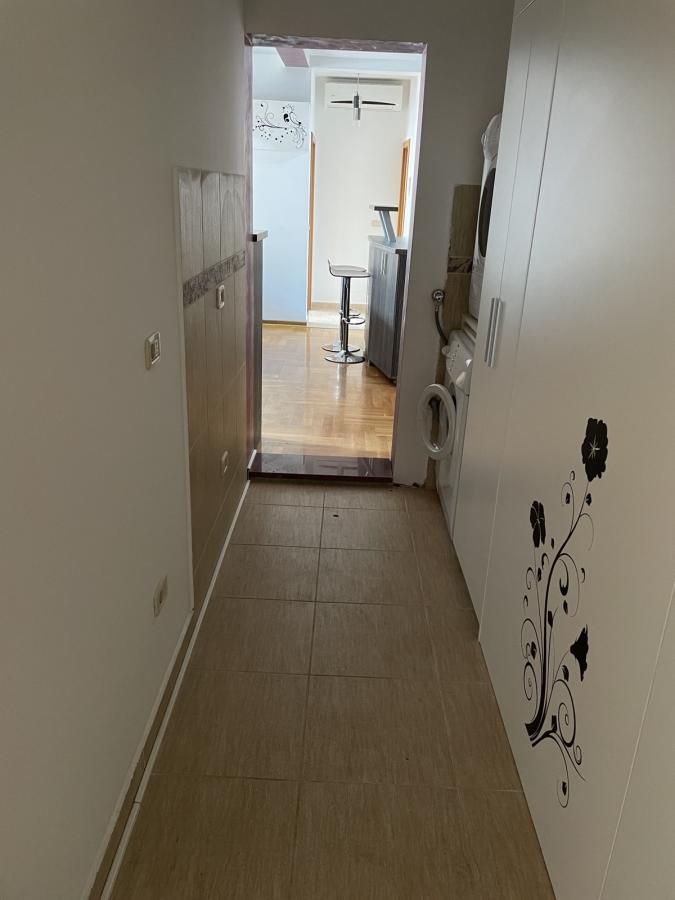 Gallery image 13