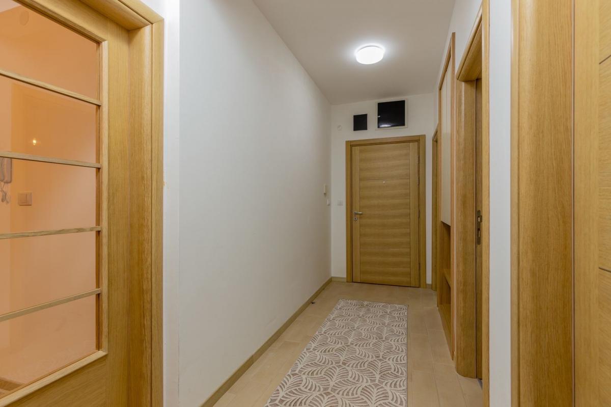 Gallery image 8