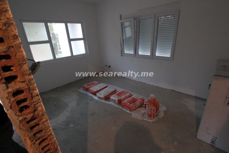 Gallery image 32