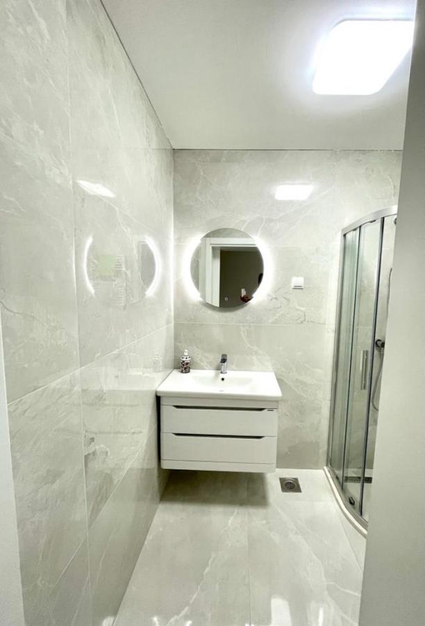 Gallery image 19