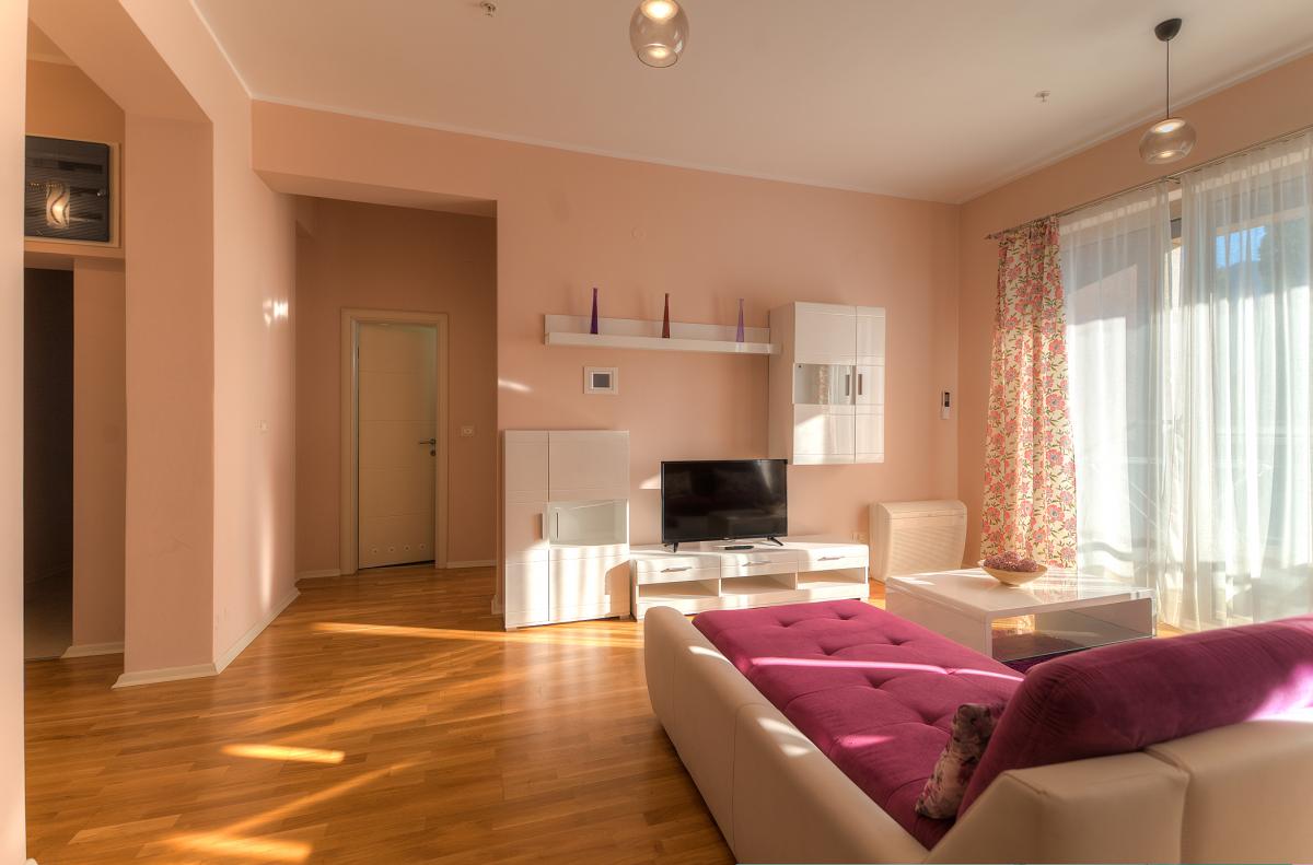 Gallery image 9