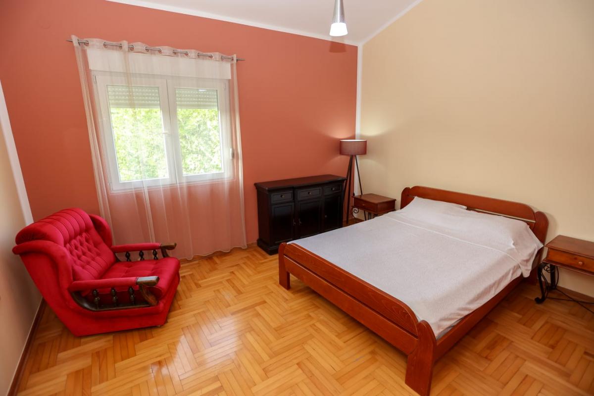 Gallery image 11