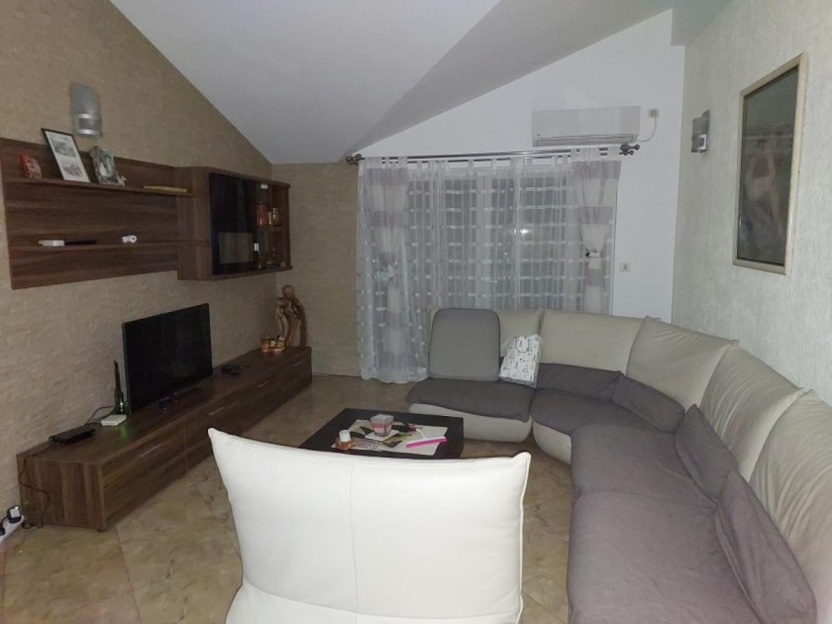 Gallery image 8
