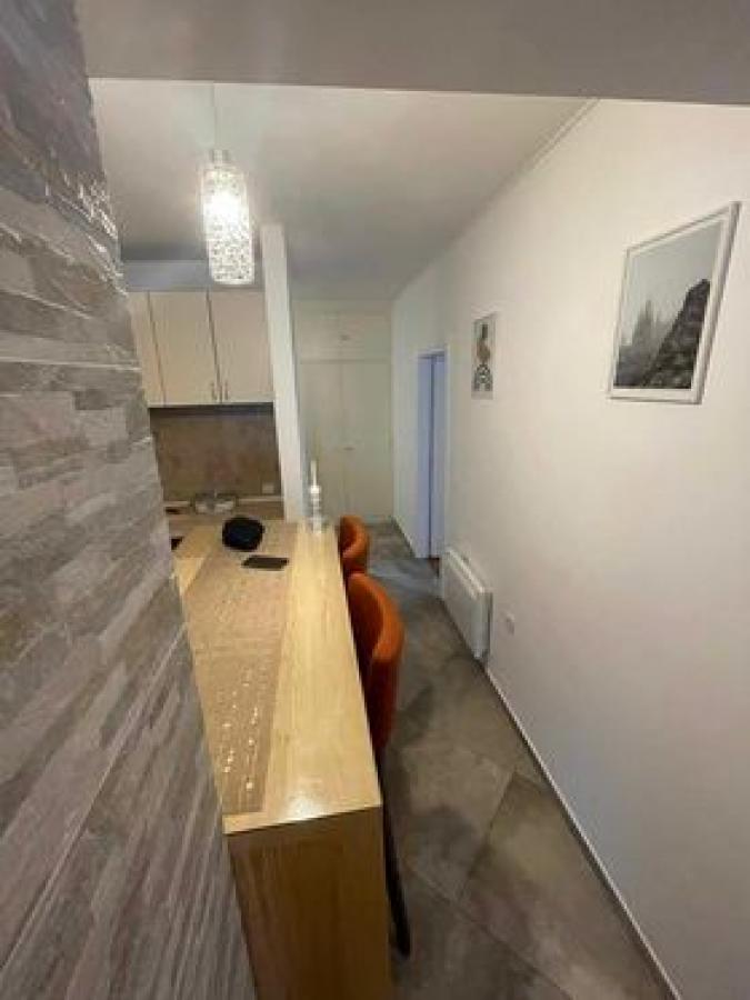 Gallery image 6