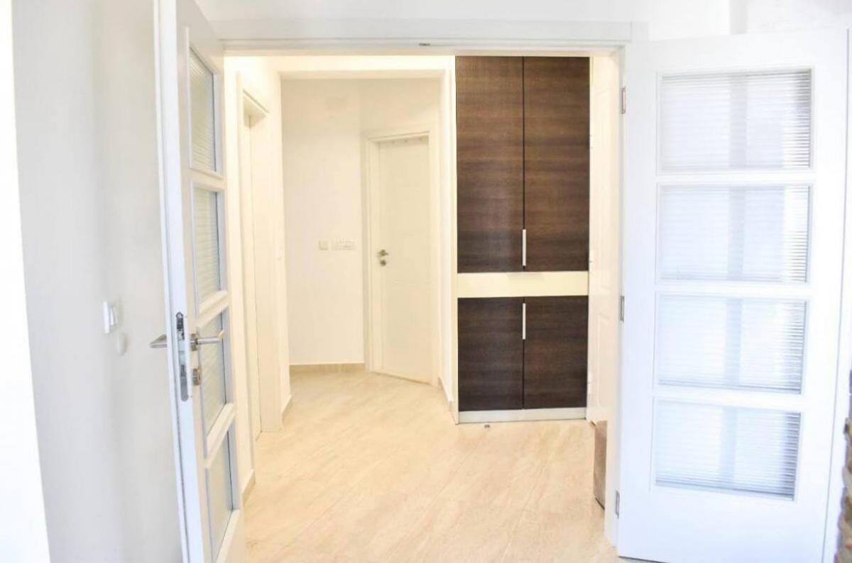 Gallery image 8