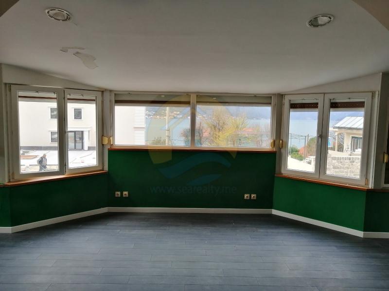 Gallery image 19