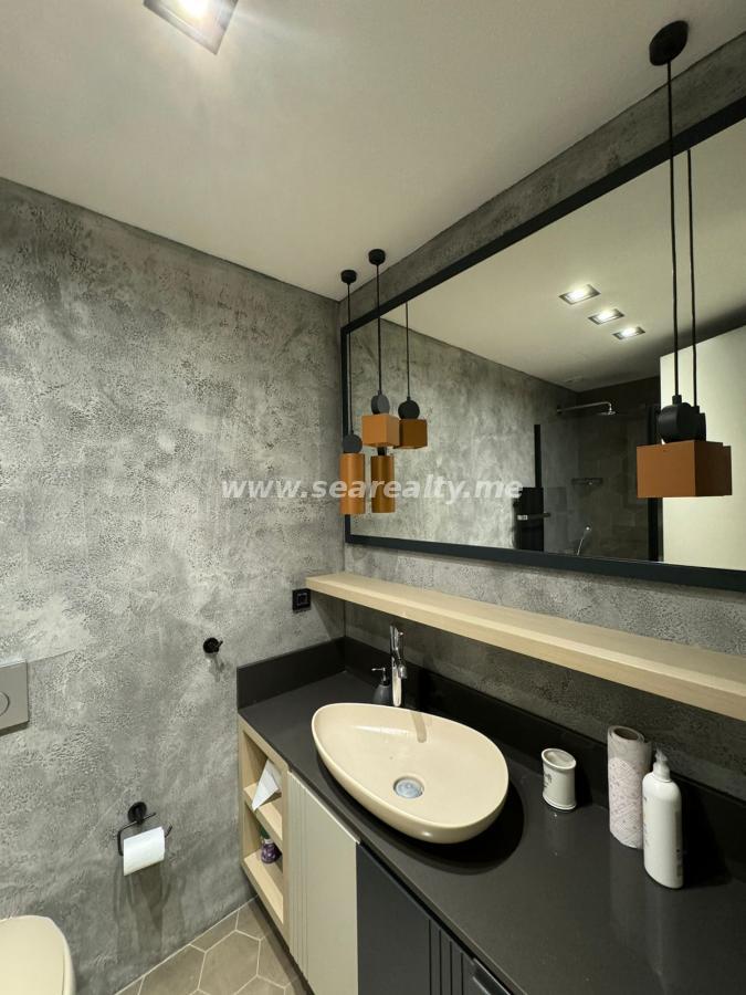 Gallery image 19