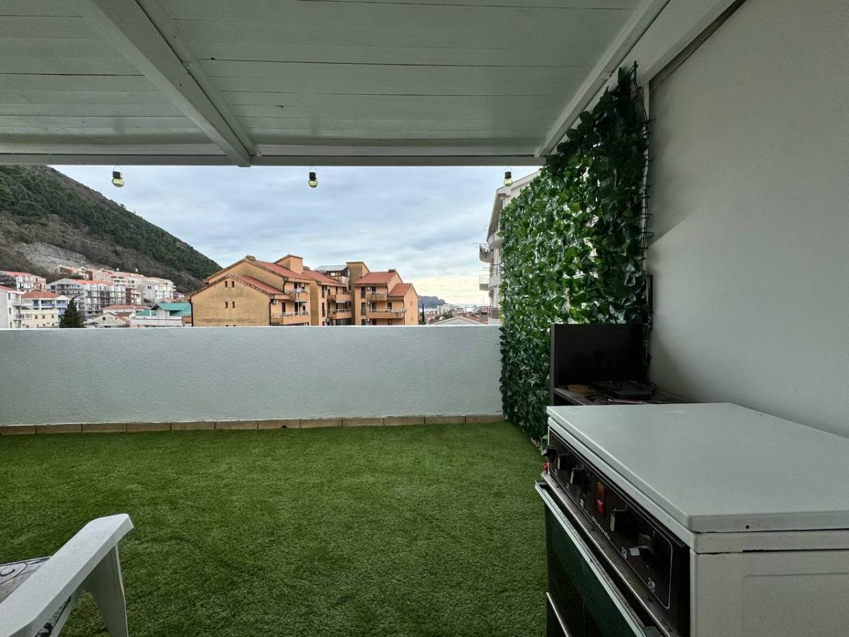 Gallery image 12