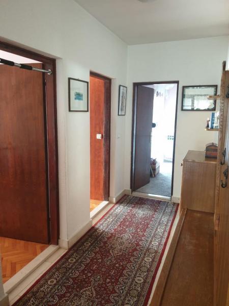 Gallery image 8