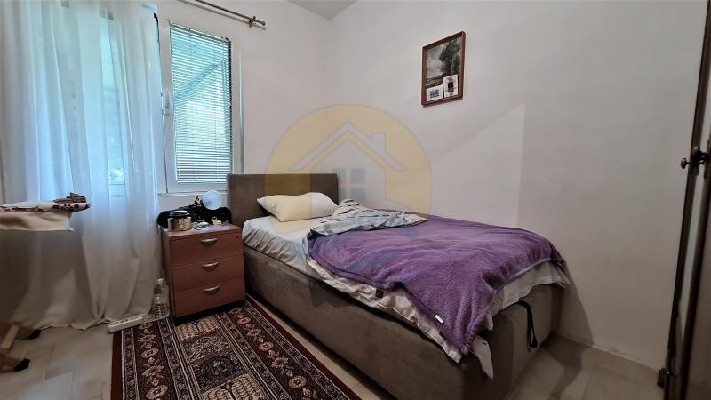 Gallery image 9
