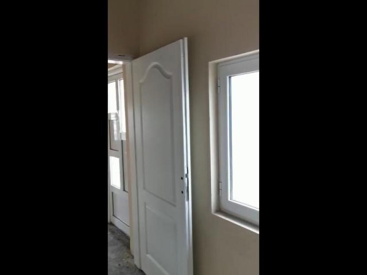 Gallery image 12