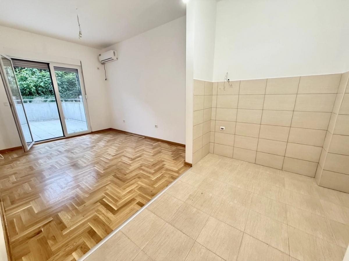 Gallery image 1