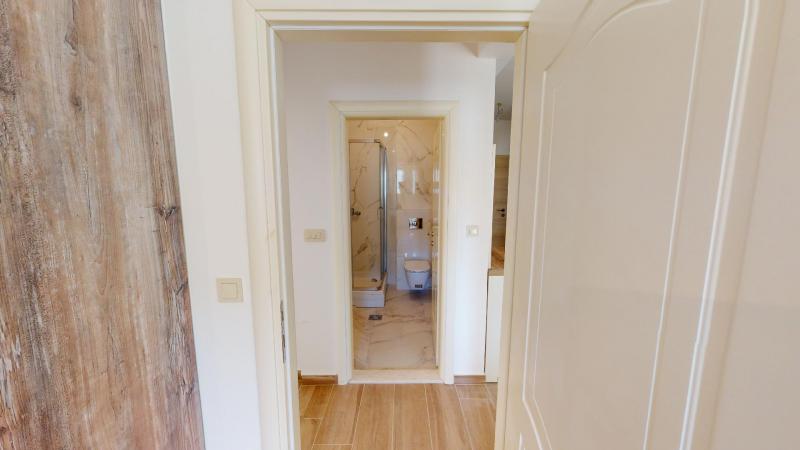 Gallery image 12