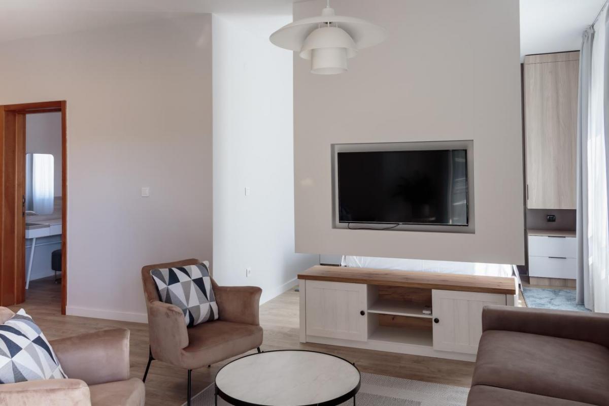 Gallery image 6