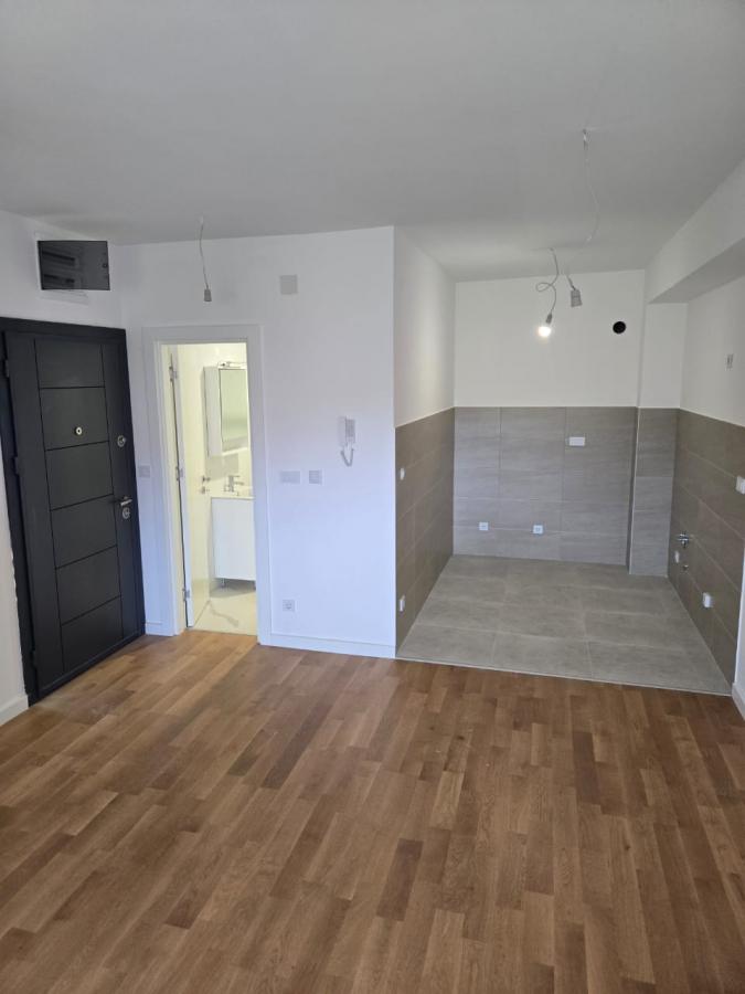 Gallery image 1