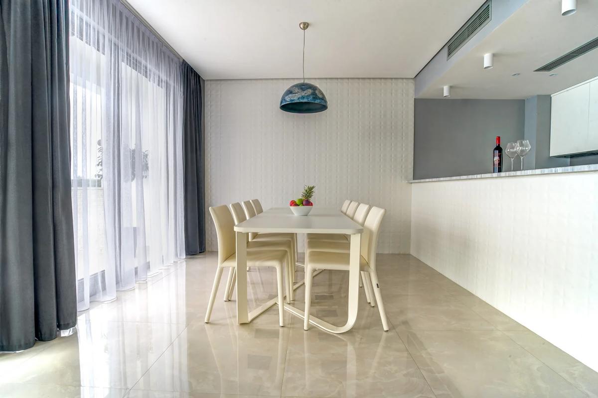 Gallery image 10