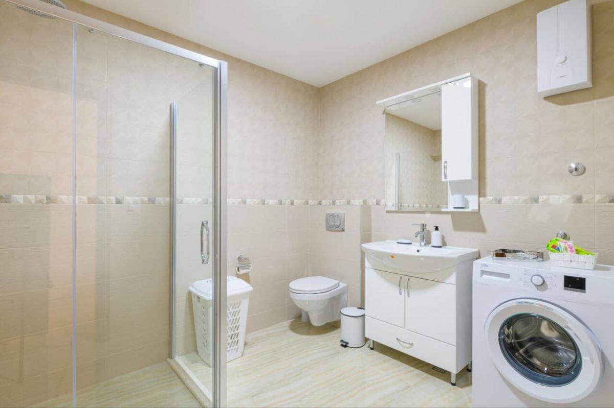 Gallery image 9