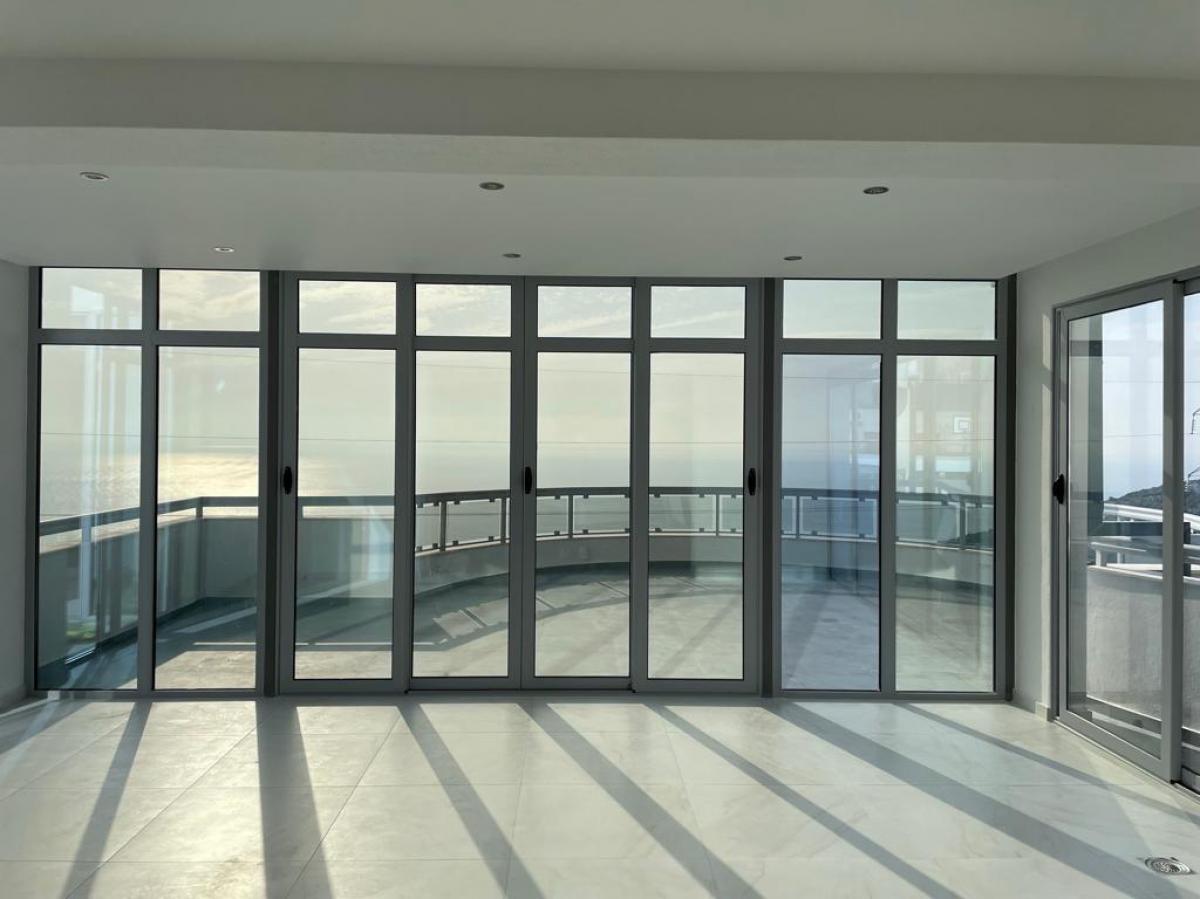 Gallery image 16