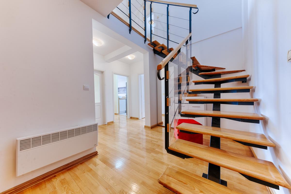 Gallery image 13